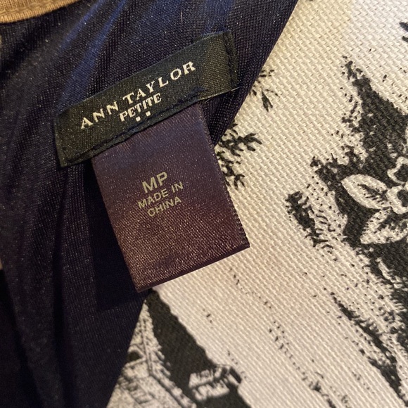 Ann Taylor Navy and Red Maxi Dress - Medium Petite - Picture 4 of 4